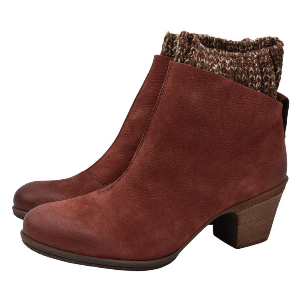 Comfortiva Womens Size 8.5 Port Royal‎ Red Nubuck Brianne Booties Boots Shoes